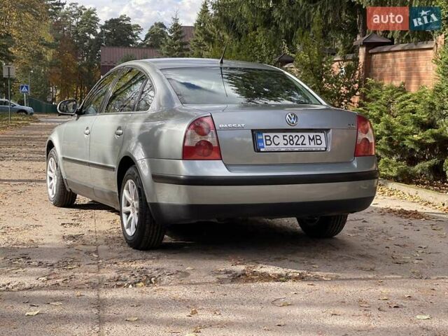 Фольксваген Пассат 2004 в Львове на Automoto.ua Серый Фольксваген Пассат, объемом двигателя 1.98 л и пробегом 197 тыс. км за 5400 $, фото 9 на Automoto.ua