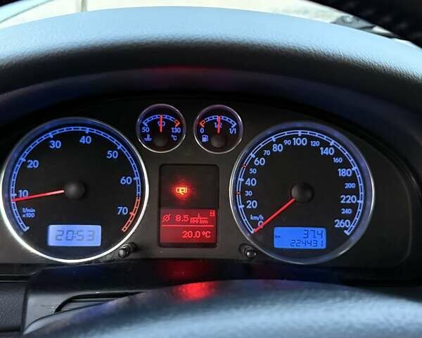 Серый Фольксваген Пассат, объемом двигателя 1.6 л и пробегом 224 тыс. км за 5300 $, фото 11 на Automoto.ua