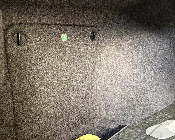 Серый Фольксваген Пассат, объемом двигателя 1.6 л и пробегом 224 тыс. км за 5300 $, фото 33 на Automoto.ua