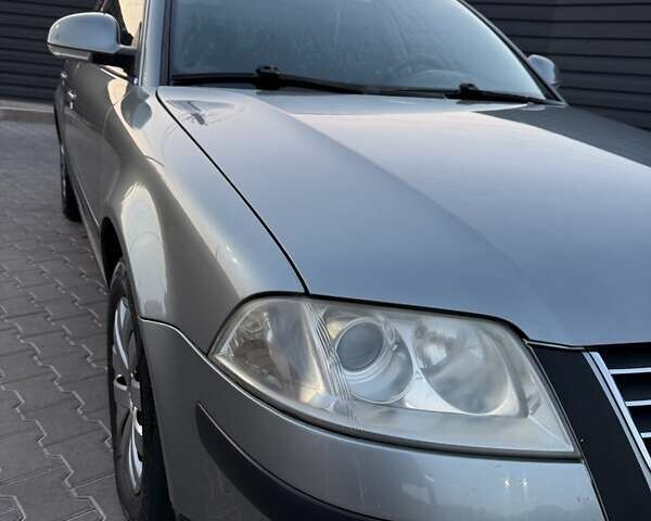 Серый Фольксваген Пассат, объемом двигателя 1.6 л и пробегом 224 тыс. км за 5300 $, фото 1 на Automoto.ua