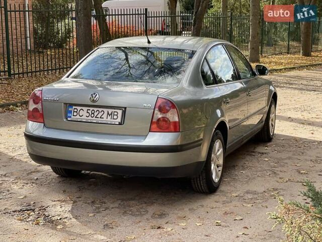 Фольксваген Пассат 2004 в Львове на Automoto.ua Серый Фольксваген Пассат, объемом двигателя 1.98 л и пробегом 197 тыс. км за 5400 $, фото 14 на Automoto.ua