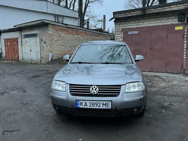 Серый Фольксваген Пассат, объемом двигателя 1.8 л и пробегом 285 тыс. км за 3900 $, фото 2 на Automoto.ua