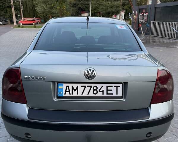 Серый Фольксваген Пассат, объемом двигателя 1.6 л и пробегом 224 тыс. км за 5300 $, фото 7 на Automoto.ua