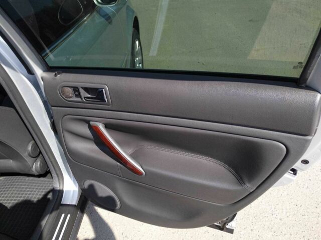 Сірий Фольксваген Пассат, об'ємом двигуна 1.8 л та пробігом 211 тис. км за 6500 $, фото 13 на Automoto.ua