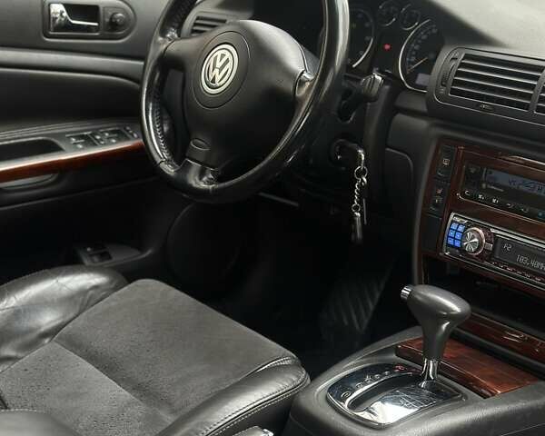 Сірий Фольксваген Пассат, об'ємом двигуна 1.9 л та пробігом 181 тис. км за 6100 $, фото 73 на Automoto.ua