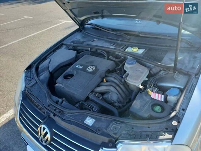 Сірий Фольксваген Пассат, об'ємом двигуна 2 л та пробігом 247 тис. км за 6000 $, фото 11 на Automoto.ua
