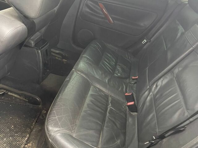 Сірий Фольксваген Пассат, об'ємом двигуна 0 л та пробігом 350 тис. км за 1550 $, фото 4 на Automoto.ua