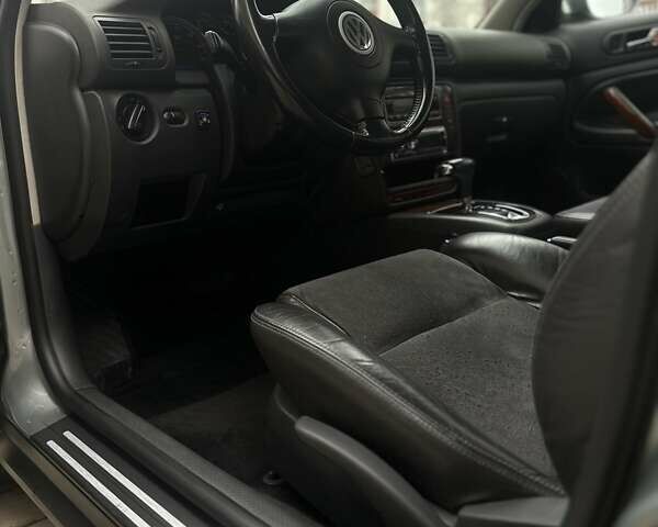 Сірий Фольксваген Пассат, об'ємом двигуна 1.9 л та пробігом 181 тис. км за 6100 $, фото 52 на Automoto.ua