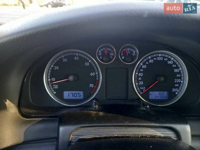 Сірий Фольксваген Пассат, об'ємом двигуна 2 л та пробігом 247 тис. км за 6000 $, фото 9 на Automoto.ua