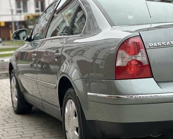 Сірий Фольксваген Пассат, об'ємом двигуна 1.9 л та пробігом 181 тис. км за 6100 $, фото 35 на Automoto.ua