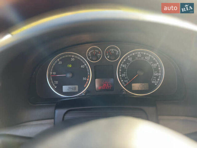 Серый Фольксваген Пассат, объемом двигателя 1.97 л и пробегом 358 тыс. км за 3500 $, фото 18 на Automoto.ua