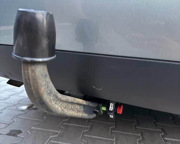 Серый Фольксваген Пассат, объемом двигателя 1.6 л и пробегом 224 тыс. км за 5300 $, фото 36 на Automoto.ua