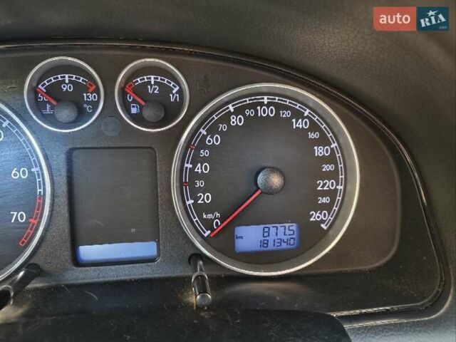 Серый Фольксваген Пассат, объемом двигателя 1.98 л и пробегом 181 тыс. км за 5000 $, фото 4 на Automoto.ua