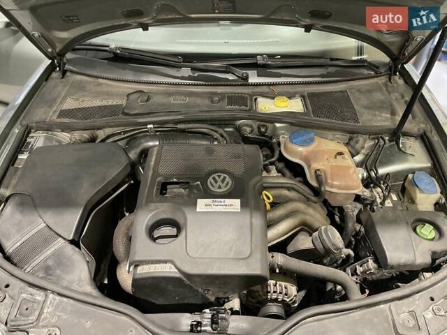 Фольксваген Пассат 2004 в Львове на Automoto.ua Серый Фольксваген Пассат, объемом двигателя 1.98 л и пробегом 197 тыс. км за 5400 $, фото 33 на Automoto.ua