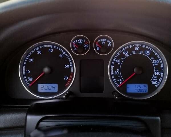 Серый Фольксваген Пассат, объемом двигателя 1.78 л и пробегом 275 тыс. км за 4750 $, фото 18 на Automoto.ua