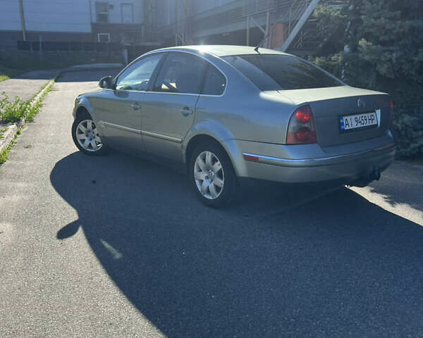 Серый Фольксваген Пассат, объемом двигателя 1.97 л и пробегом 358 тыс. км за 3500 $, фото 4 на Automoto.ua