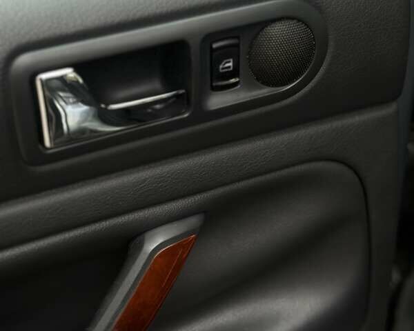 Сірий Фольксваген Пассат, об'ємом двигуна 1.9 л та пробігом 181 тис. км за 6100 $, фото 61 на Automoto.ua