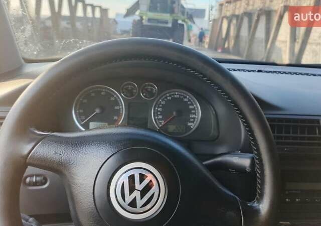 Сірий Фольксваген Пассат, об'ємом двигуна 1.6 л та пробігом 247 тис. км за 5000 $, фото 6 на Automoto.ua