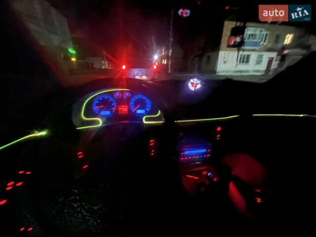 Серый Фольксваген Пассат, объемом двигателя 1.8 л и пробегом 355 тыс. км за 3200 $, фото 9 на Automoto.ua