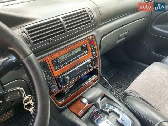 Серый Фольксваген Пассат, объемом двигателя 2.77 л и пробегом 320 тыс. км за 3500 $, фото 5 на Automoto.ua