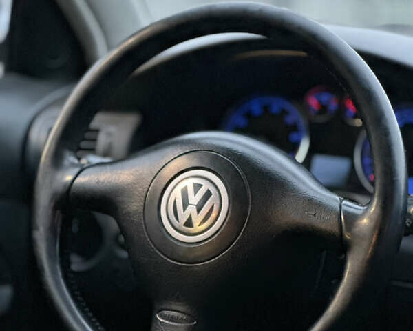 Серый Фольксваген Пассат, объемом двигателя 1.78 л и пробегом 280 тыс. км за 4200 $, фото 12 на Automoto.ua