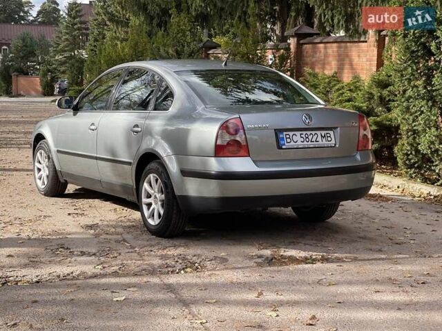 Фольксваген Пассат 2004 в Львове на Automoto.ua Серый Фольксваген Пассат, объемом двигателя 1.98 л и пробегом 197 тыс. км за 5400 $, фото 8 на Automoto.ua