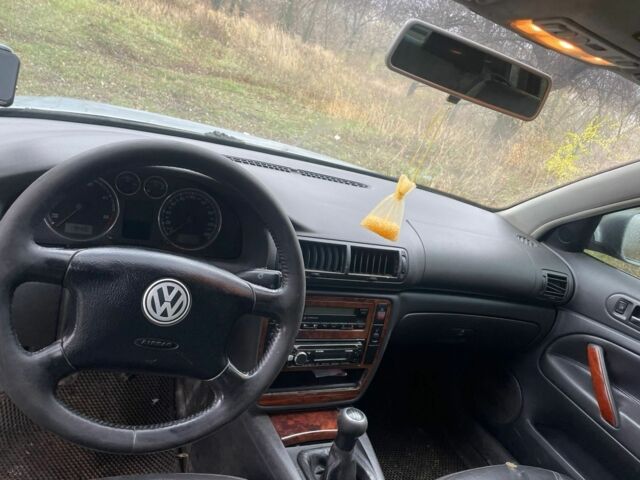 Сірий Фольксваген Пассат, об'ємом двигуна 0 л та пробігом 350 тис. км за 1550 $, фото 2 на Automoto.ua