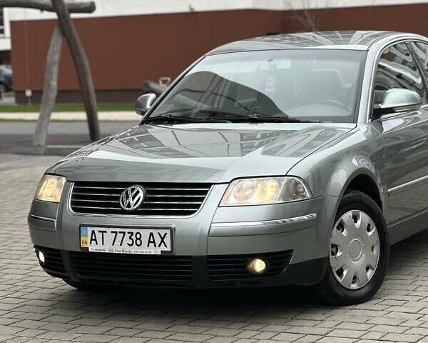 Сірий Фольксваген Пассат, об'ємом двигуна 1.9 л та пробігом 181 тис. км за 6100 $, фото 3 на Automoto.ua