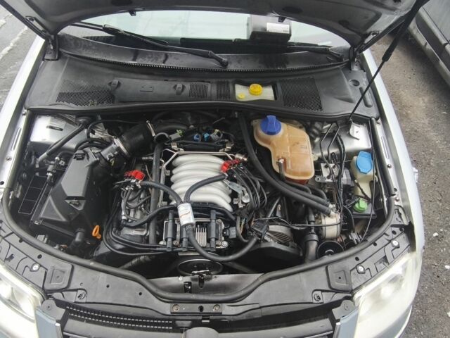 Серый Фольксваген Пассат, объемом двигателя 2.8 л и пробегом 310 тыс. км за 2700 $, фото 11 на Automoto.ua