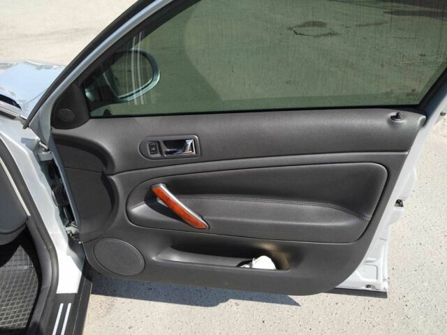 Сірий Фольксваген Пассат, об'ємом двигуна 1.8 л та пробігом 211 тис. км за 6500 $, фото 16 на Automoto.ua