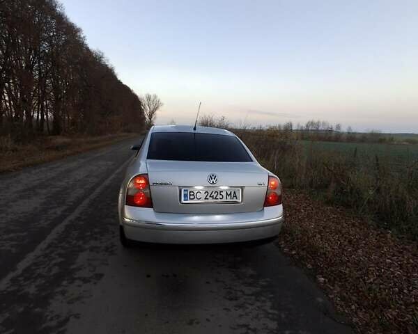 Сірий Фольксваген Пассат, об'ємом двигуна 1.8 л та пробігом 312 тис. км за 4600 $, фото 4 на Automoto.ua