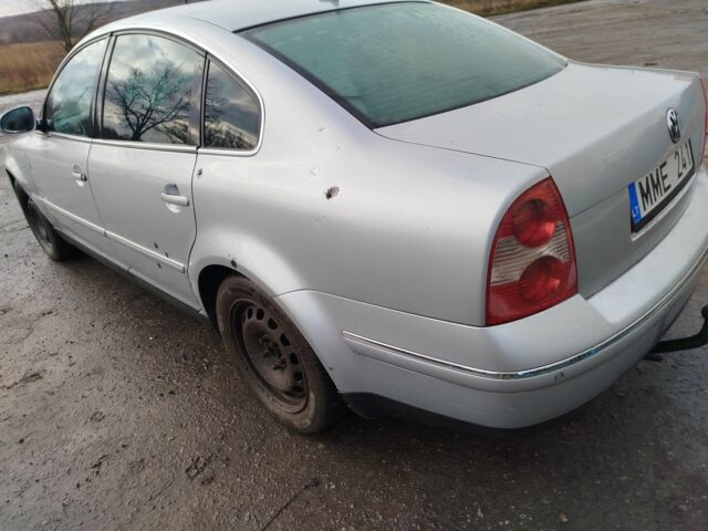 Серый Фольксваген Пассат, объемом двигателя 2.5 л и пробегом 264 тыс. км за 1750 $, фото 4 на Automoto.ua