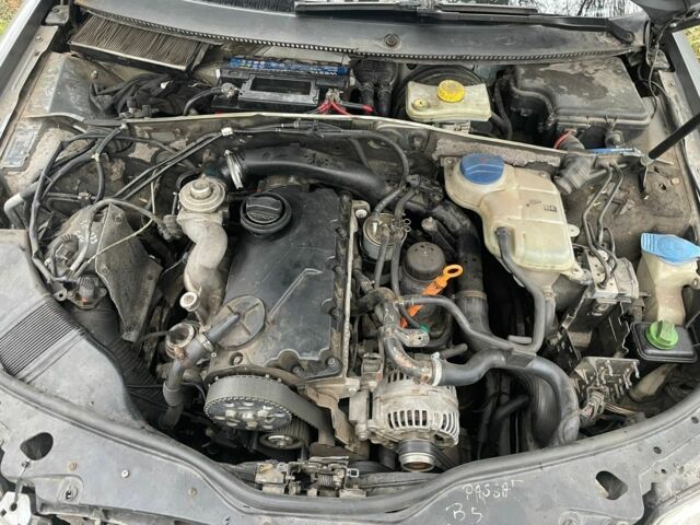 Сірий Фольксваген Пассат, об'ємом двигуна 0 л та пробігом 350 тис. км за 1550 $, фото 5 на Automoto.ua