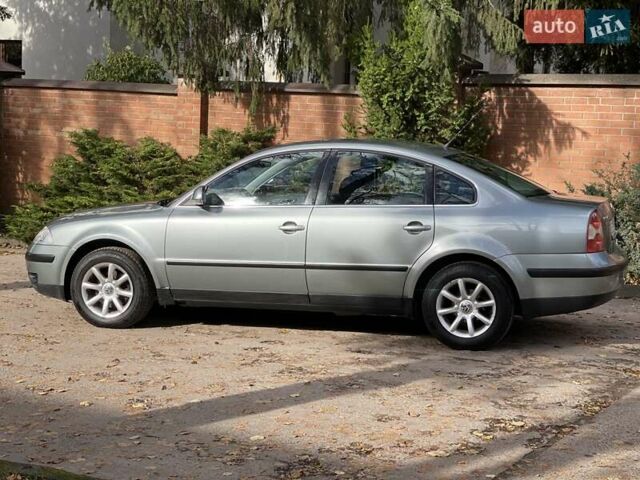 Фольксваген Пассат 2004 в Львове на Automoto.ua Серый Фольксваген Пассат, объемом двигателя 1.98 л и пробегом 197 тыс. км за 5400 $, фото 7 на Automoto.ua