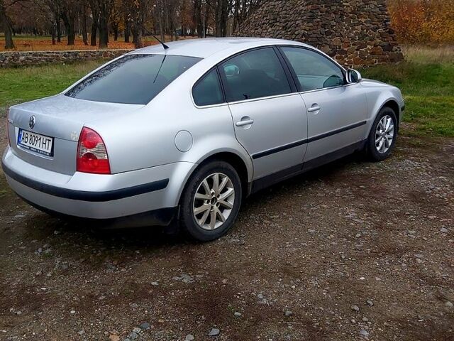 Сірий Фольксваген Пассат, об'ємом двигуна 1.6 л та пробігом 257 тис. км за 4700 $, фото 4 на Automoto.ua