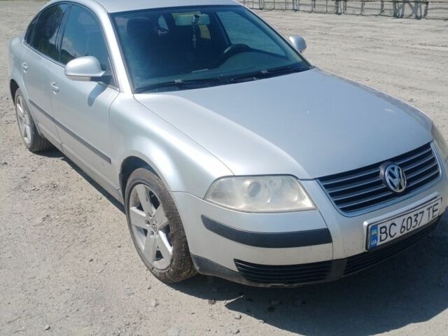 Серый Фольксваген Пассат, объемом двигателя 1.8 л и пробегом 295 тыс. км за 3500 $, фото 1 на Automoto.ua