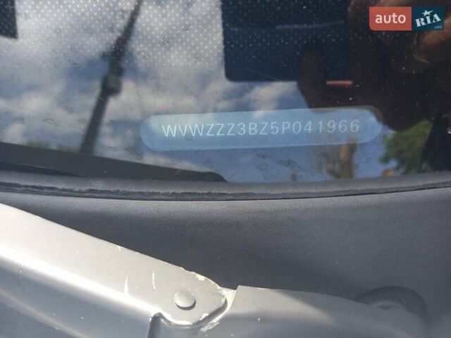 Серый Фольксваген Пассат, объемом двигателя 1.9 л и пробегом 318 тыс. км за 4000 $, фото 13 на Automoto.ua