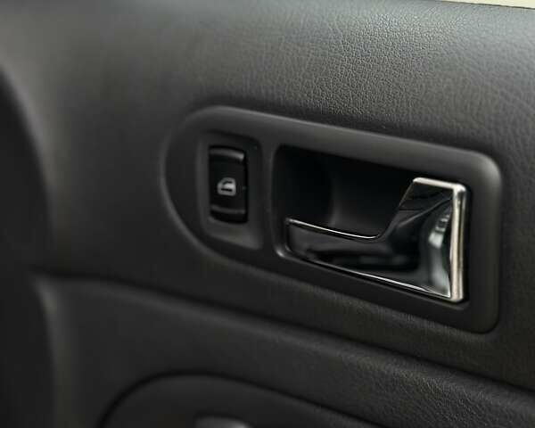 Сірий Фольксваген Пассат, об'ємом двигуна 1.9 л та пробігом 181 тис. км за 6100 $, фото 84 на Automoto.ua