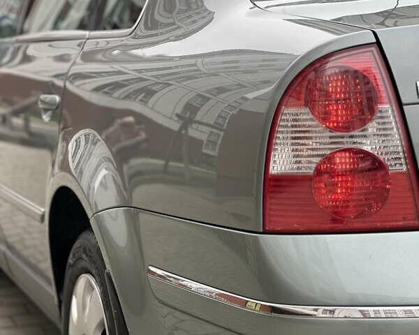 Сірий Фольксваген Пассат, об'ємом двигуна 1.9 л та пробігом 181 тис. км за 6100 $, фото 33 на Automoto.ua