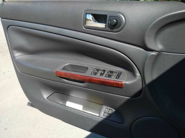 Сірий Фольксваген Пассат, об'ємом двигуна 1.8 л та пробігом 211 тис. км за 6500 $, фото 8 на Automoto.ua