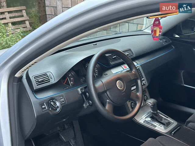 Сірий Фольксваген Пассат, об'ємом двигуна 2 л та пробігом 251 тис. км за 4999 $, фото 14 на Automoto.ua