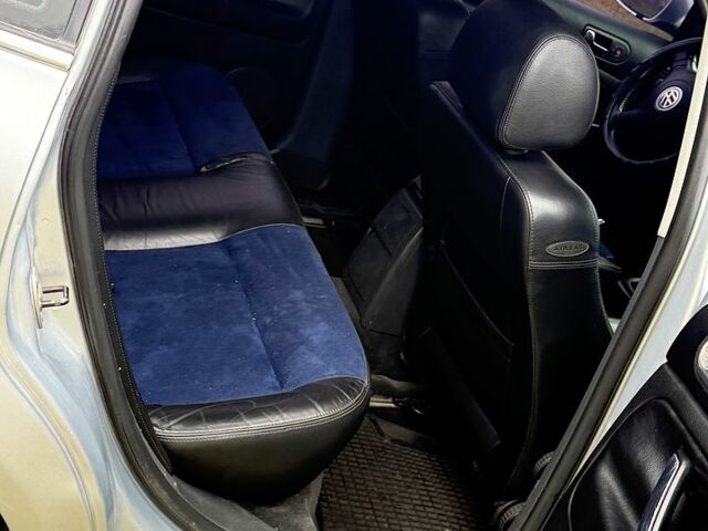 Серый Фольксваген Пассат, объемом двигателя 1.8 л и пробегом 300 тыс. км за 4300 $, фото 7 на Automoto.ua