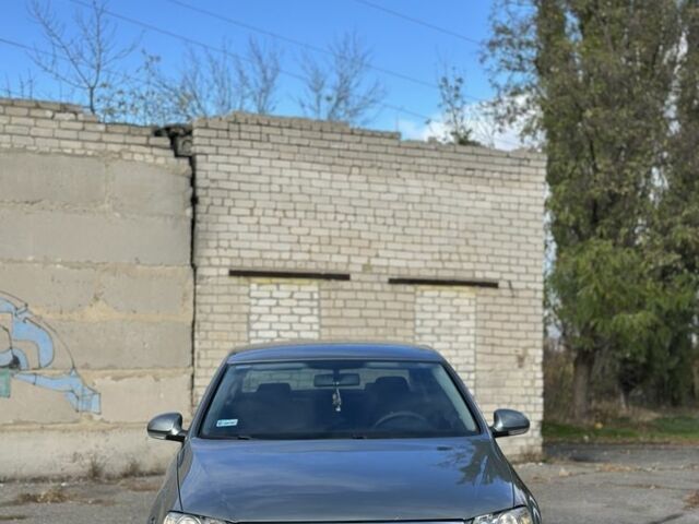 Серый Фольксваген Пассат, объемом двигателя 2 л и пробегом 328 тыс. км за 3250 $, фото 1 на Automoto.ua