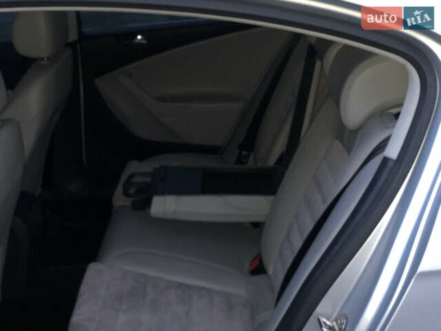 Серый Фольксваген Пассат, объемом двигателя 1.6 л и пробегом 208 тыс. км за 6200 $, фото 26 на Automoto.ua