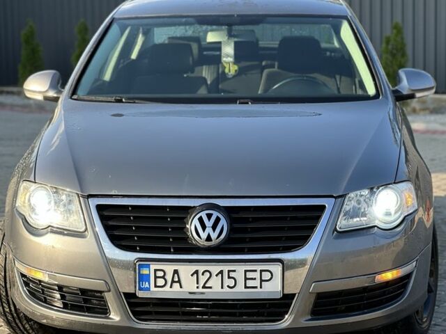 Серый Фольксваген Пассат, объемом двигателя 2 л и пробегом 263 тыс. км за 5000 $, фото 1 на Automoto.ua