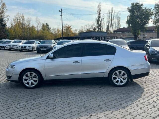 Серый Фольксваген Пассат, объемом двигателя 2 л и пробегом 249 тыс. км за 6700 $, фото 2 на Automoto.ua