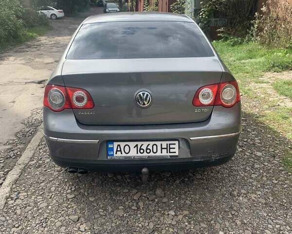Сірий Фольксваген Пассат, об'ємом двигуна 2 л та пробігом 320 тис. км за 4800 $, фото 1 на Automoto.ua