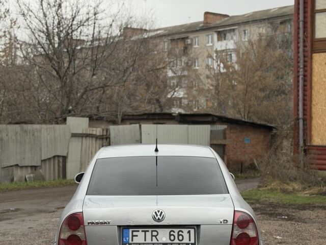 Серый Фольксваген Пассат, объемом двигателя 1.9 л и пробегом 381 тыс. км за 2600 $, фото 4 на Automoto.ua