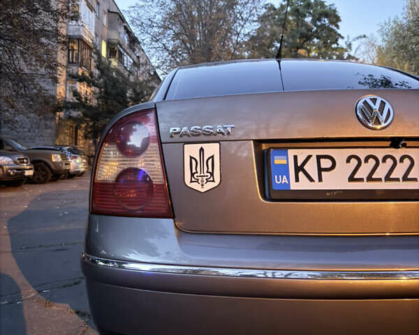 Серый Фольксваген Пассат, объемом двигателя 1.78 л и пробегом 230 тыс. км за 5000 $, фото 10 на Automoto.ua