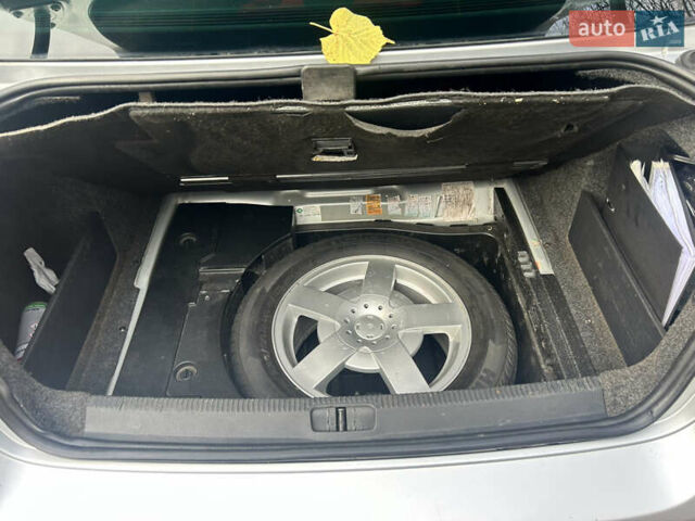 Серый Фольксваген Пассат, объемом двигателя 1.98 л и пробегом 302 тыс. км за 6000 $, фото 13 на Automoto.ua